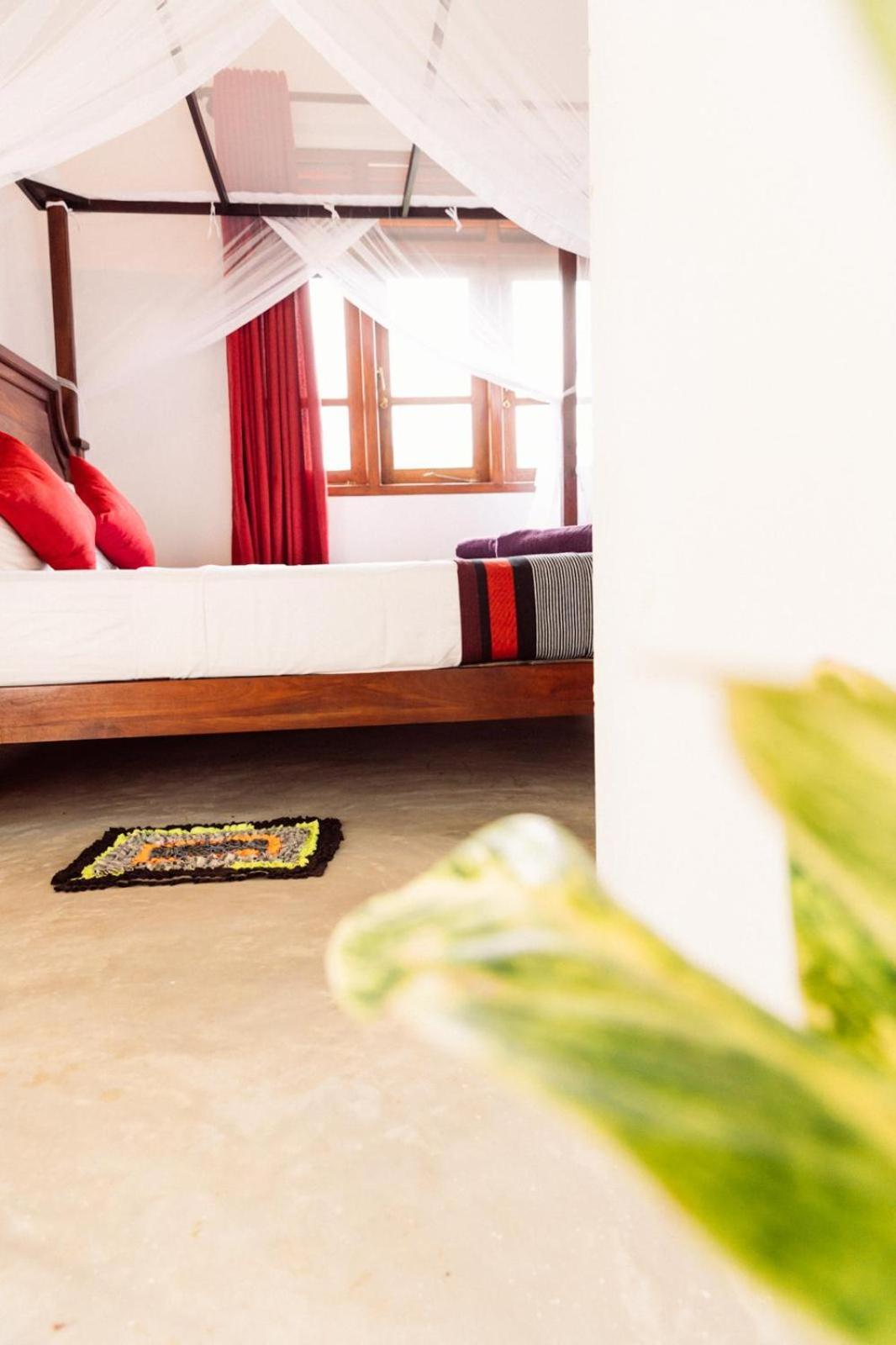 Hiriketiya Ladina Homestay Диквелла Экстерьер фото